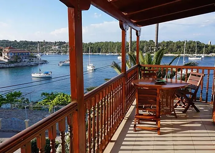Sonia\'S Apartment In Fiscardo Waterfront