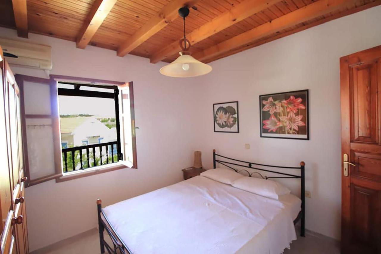 Sonia's In Fiscardo Waterfront Apartment