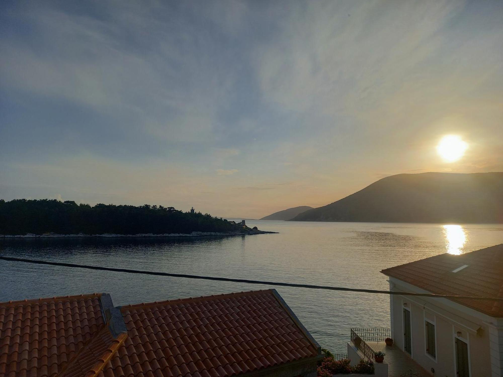 Sonia's In Fiscardo Waterfront Apartment